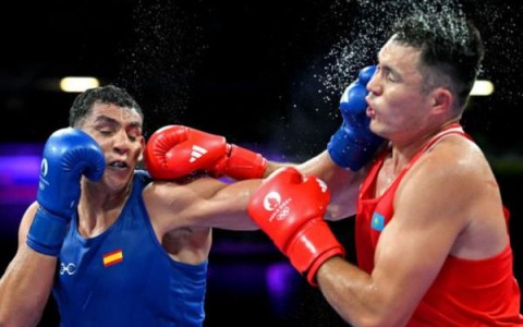 拳击：Ayoub Ghadfa 击倒东京铜牌得主Konkabayev